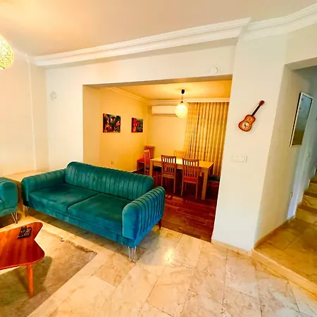 Lion Dreams 1 -swimming Pool Villa *